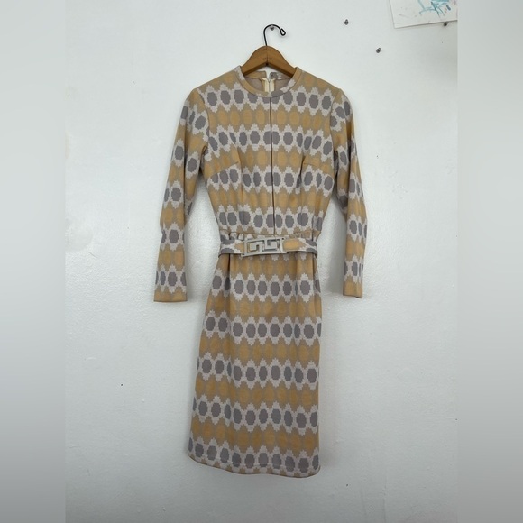 60’s-70’s Vintage Toni Todd / Op Art Long Belted Sleeve Midi Dress - Picture 2 of 6
